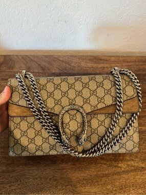 Gucci Dionysus Shoulder Bag